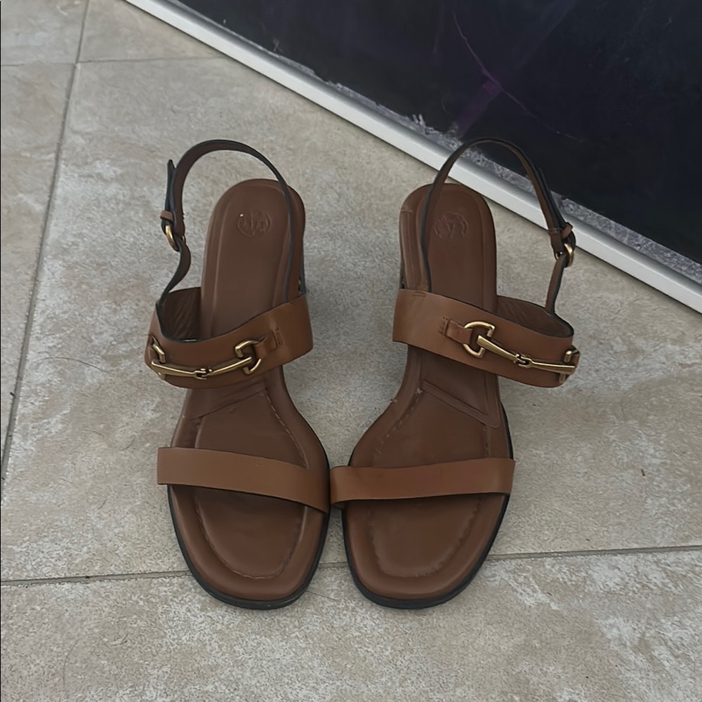 Massimo Dutti Women's Brown Leather Slingback Sandals with Gold Hardware